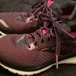 Brooks Women’s athletic shoes